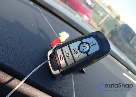 2021 Ford Explorer Xlt z USA, uszkodzony, nr VIN 1FMSK8DHXMGC05545